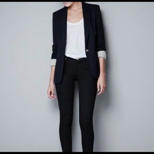 Re-Posh EUC Classic Zara Black Blazer Size Medium